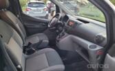 Nissan NV200 1 generation Combi minivan
