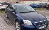 Toyota Avensis 2 generation Liftback