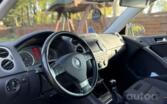Volkswagen Tiguan 1 generation Crossover