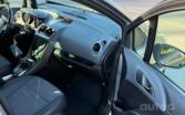 Opel Meriva 2 generation Minivan