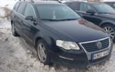 Volkswagen Passat B6 wagon 5-doors