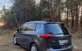 Opel Zafira C Tourer minivan