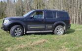 Nissan Pathfinder R51 SUV