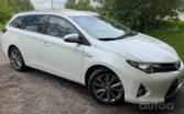 Toyota Auris 2 generation Touring Sports Hybrid wagon 5-doors