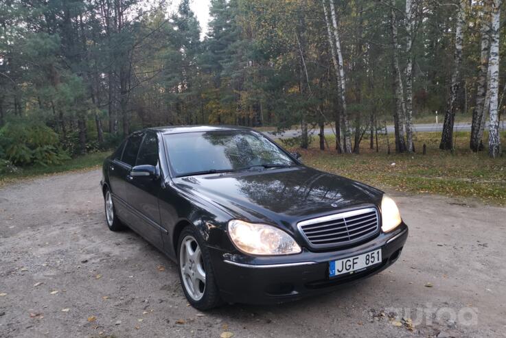 Mercedes-Benz S-Class W220 Sedan