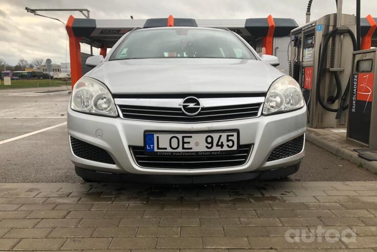 Opel Astra H [restyling]