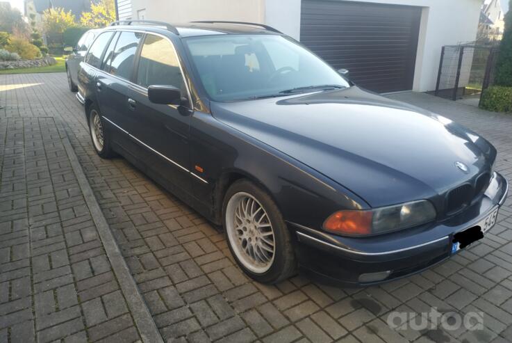BMW 5 Series E39 Touring wagon