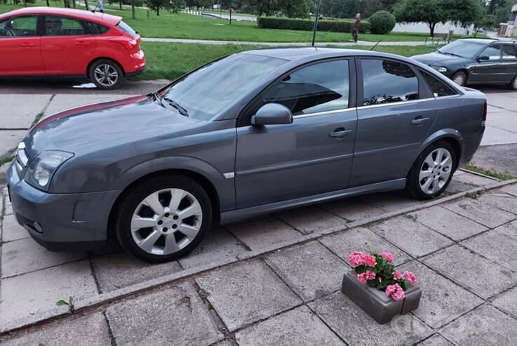 Opel Vectra C GTS hatchback