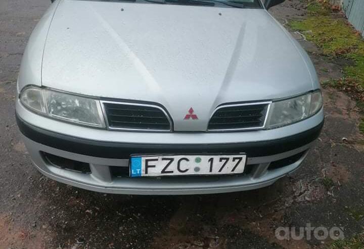 Mitsubishi Carisma 1 generation [restyling] Sedan