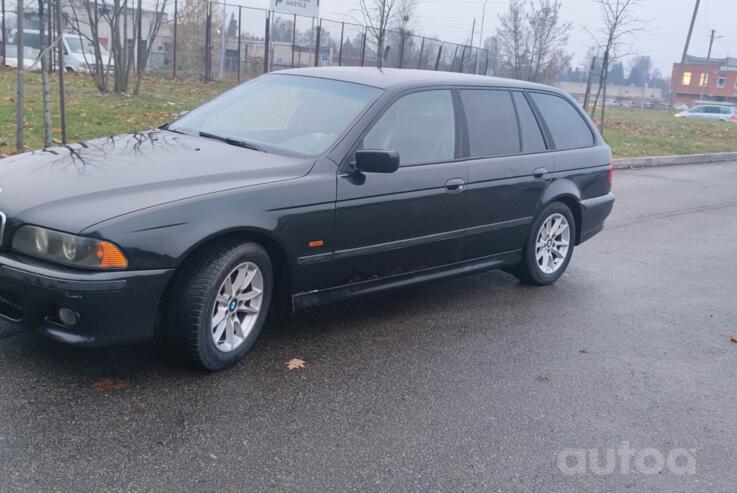BMW 5 Series E39 Touring wagon