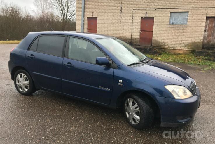 Toyota Corolla E120 Hatchback 5-doors