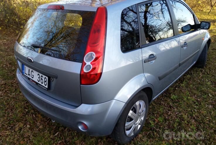 Ford Fiesta 5 generation [restyling] Hatchback 5-doors