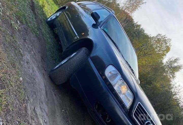 Audi A6 4B/C5 wagon 5-doors