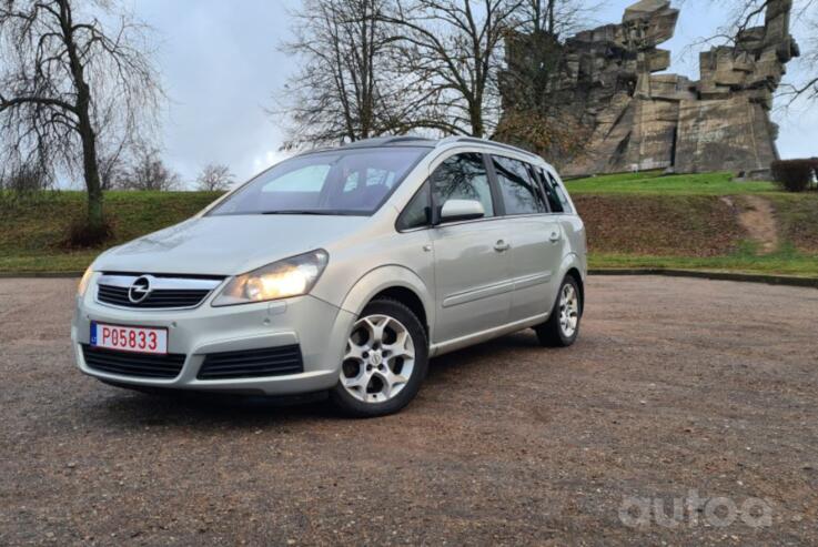Opel Zafira B Minivan 5-doors