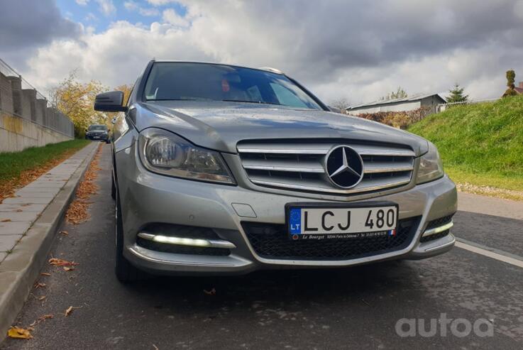 Mercedes-Benz C-Class W204/S204/C204 [restyling] wagon 5-doors