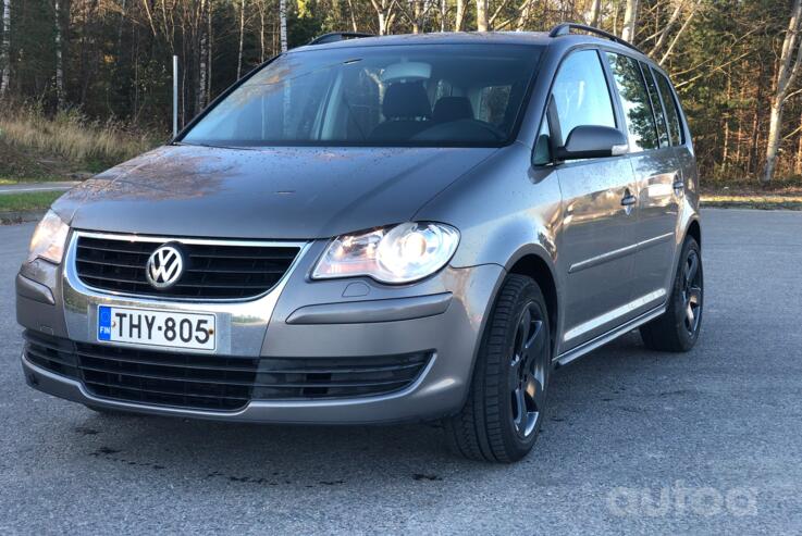 Volkswagen Touran 1 generation [restyling] Minivan 5-doors