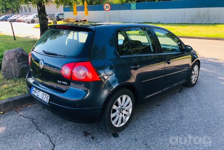 Volkswagen Golf 5 generation Hatchback 5-doors