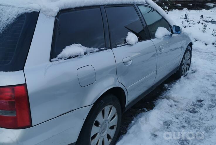 Audi A4 B5 [restyling] Avant wagon 5-doors