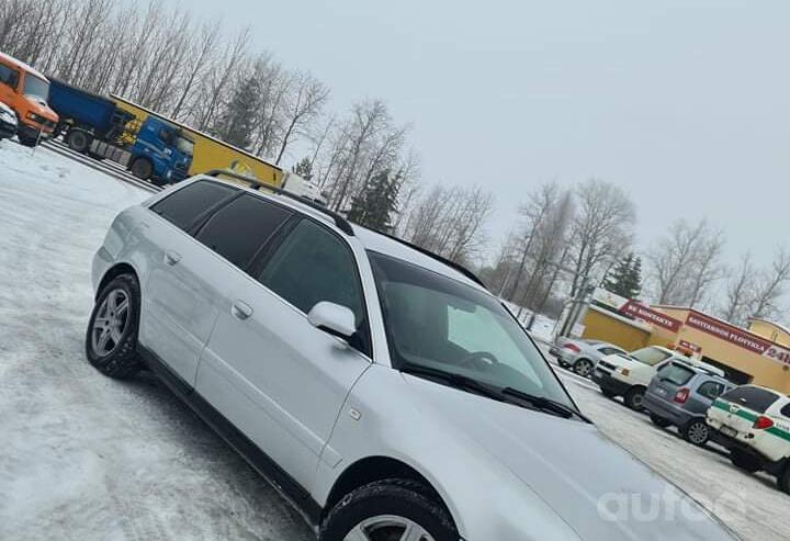 Audi A4 B5 [restyling] Avant wagon 5-doors