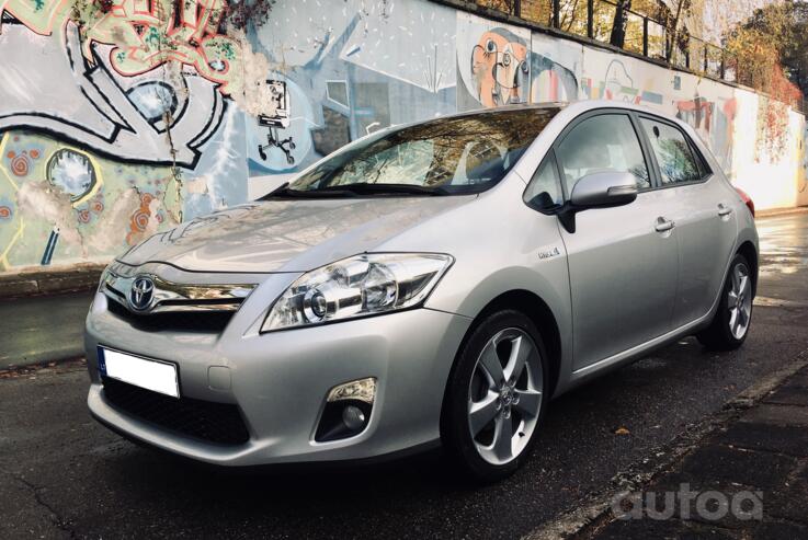 Toyota Auris 1 generation [restyling] Hybrid hatchback 5-doors