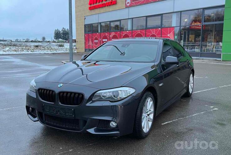 BMW 5 Series F07/F10/F11 Sedan