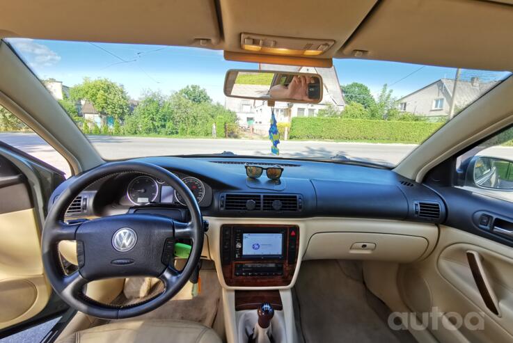 Volkswagen Passat B5.5 [restyling] Sedan