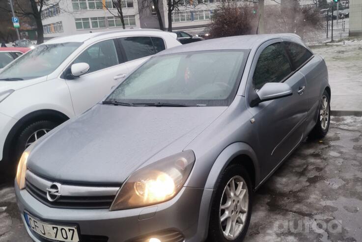 Opel Astra H Hatchback