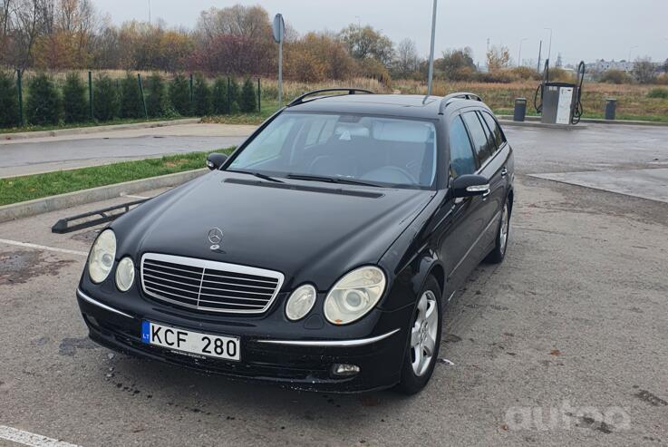 Mercedes-Benz E-Class W211 Sedan