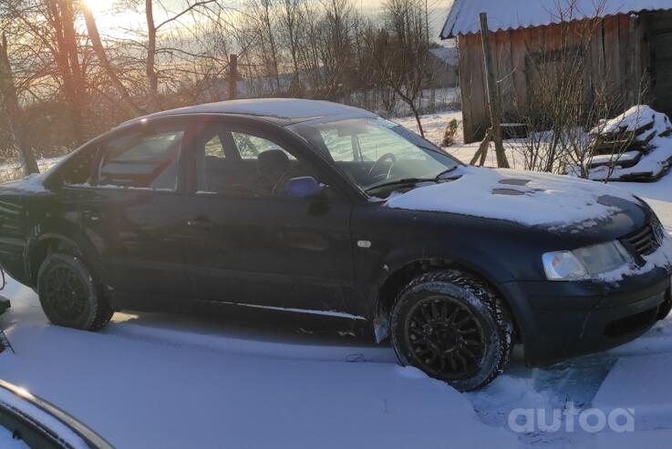 Volkswagen Passat B5 Sedan 4-doors