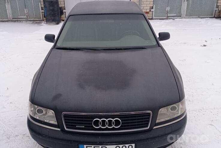 Audi A8 D2/4D [restyling] Sedan 4-doors