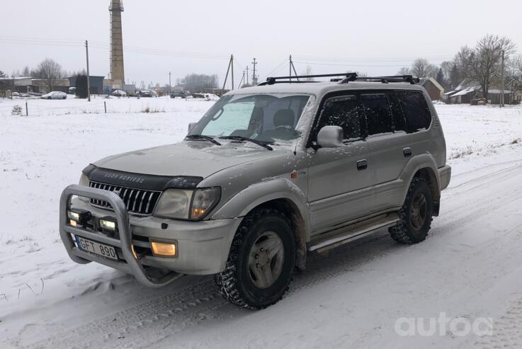 Toyota Land Cruiser 100 Series