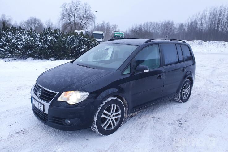 Volkswagen Touran 1 generation [restyling] Minivan 5-doors