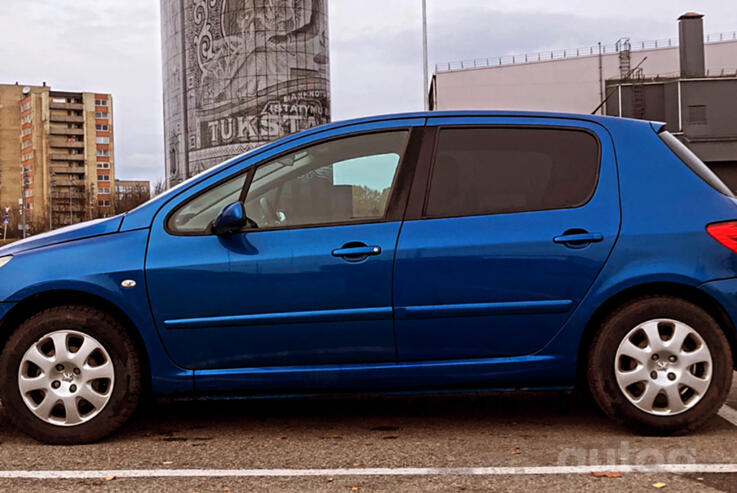 Peugeot 307 1 generation [restyling] Hatchback 5-doors
