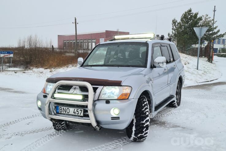 Mitsubishi Pajero 3 generation [restyling] SUV 5-doors