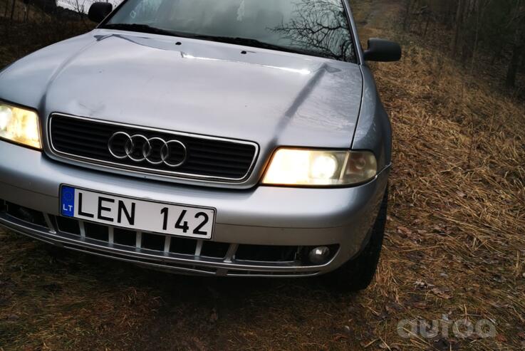 Audi A4 B5 [restyling] Avant wagon 5-doors