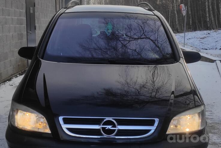Opel Zafira A [restyling] Minivan 5-doors