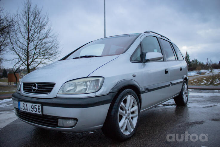Opel Zafira A Minivan 5-doors