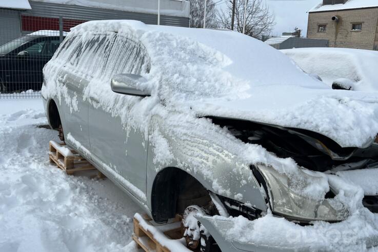 Toyota Avensis 2 generation wagon
