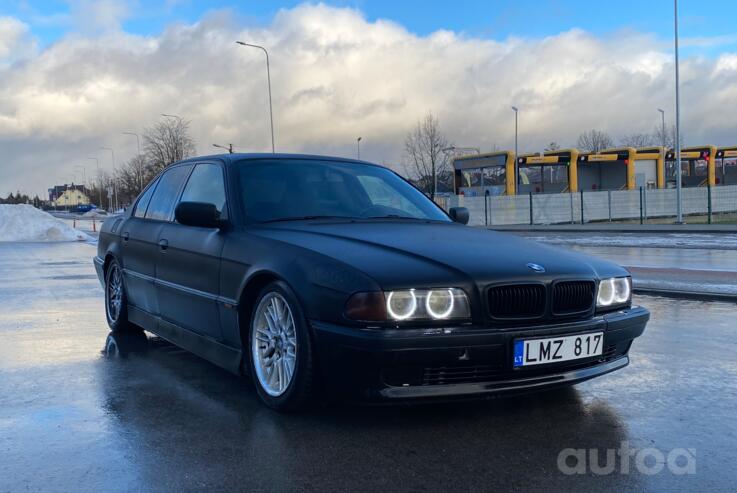 BMW 7 Series E38 Sedan