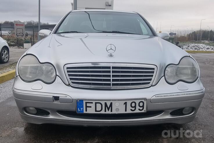Mercedes-Benz C-Class W203/S203/CL203 Sedan