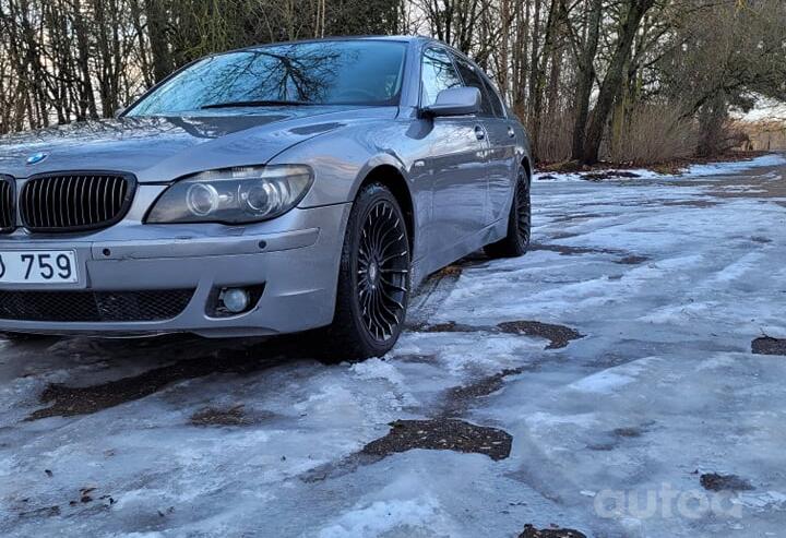 BMW 7 Series E65/E66 Sedan 4-doors