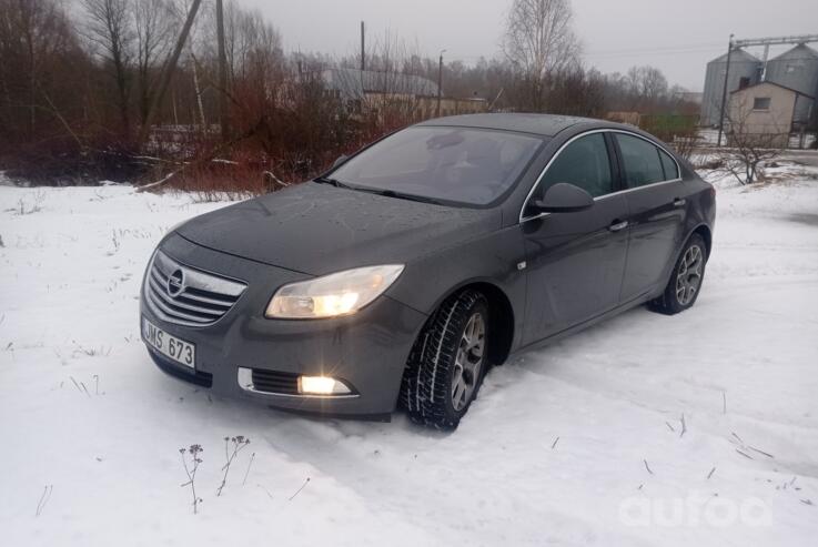 Opel Insignia A Sedan 4-doors