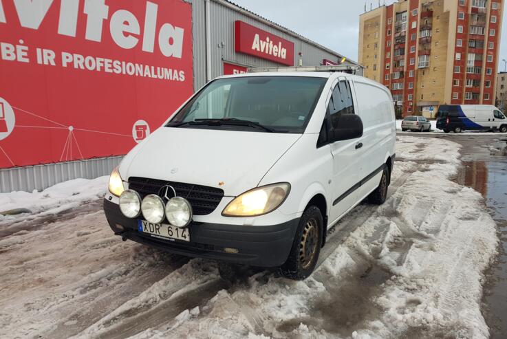 Mercedes-Benz Vito W639 Minivan 4-doors