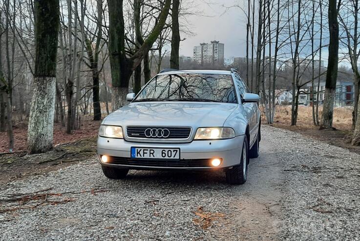Audi A4 B5 [restyling] Avant wagon 5-doors