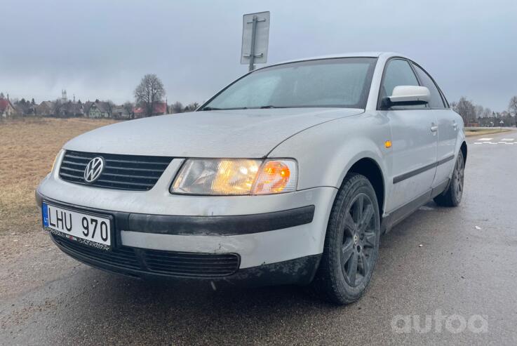 Volkswagen Passat B5 Sedan 4-doors
