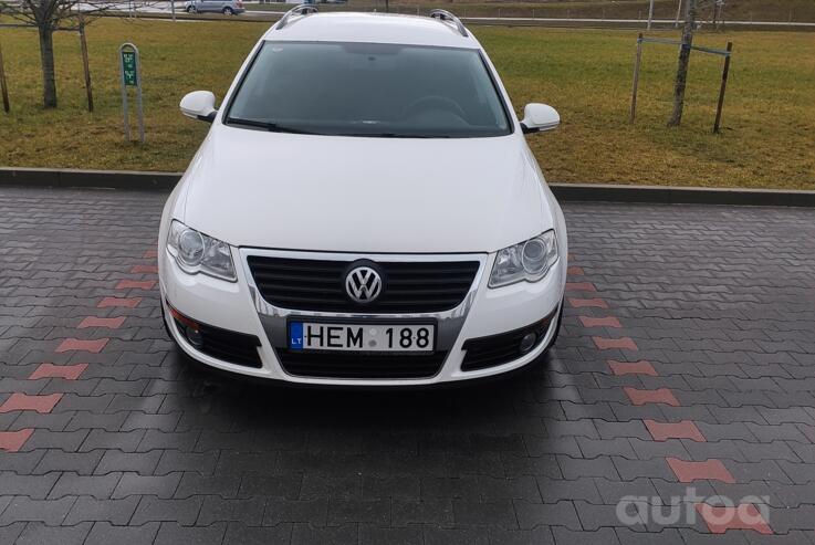 Volkswagen Passat B6 wagon 5-doors