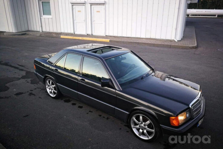 Mercedes-Benz 190 (W201) 1 generation