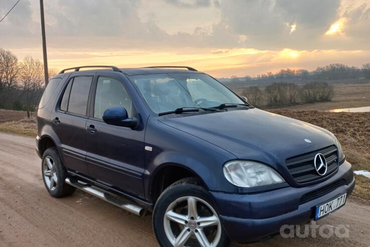 Mercedes-Benz M-Class W163 AMG crossover 5-doors
