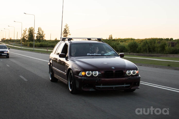 BMW 5 Series E39 Touring wagon