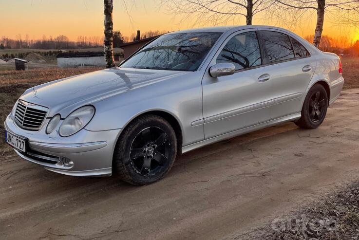 Mercedes-Benz E-Class W211 Sedan